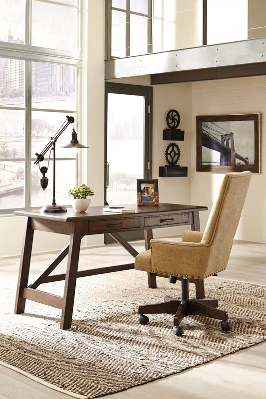 Baldridge Home Office Large Leg Desk - Ashley Furniture