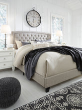 Load image into Gallery viewer, Jerary Upholstered King Bed - Gray - B090-782 - Signature Design by Ashley Furniture