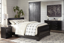 Load image into Gallery viewer, Huey Vineyard - King Sleigh Bed - B128-76-78-97 - Signature Design by Ashley Furniture