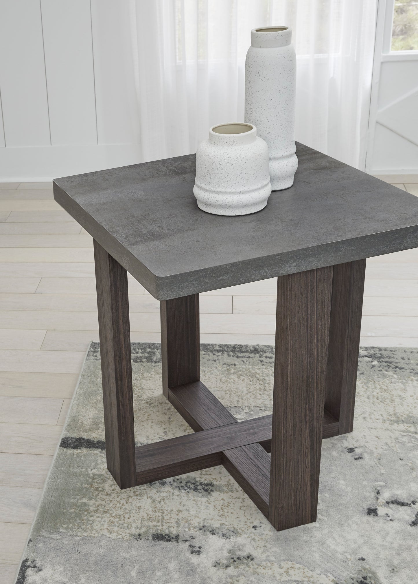 Dynnford Coffee Table Set - Ashley Furniture -  T216-13