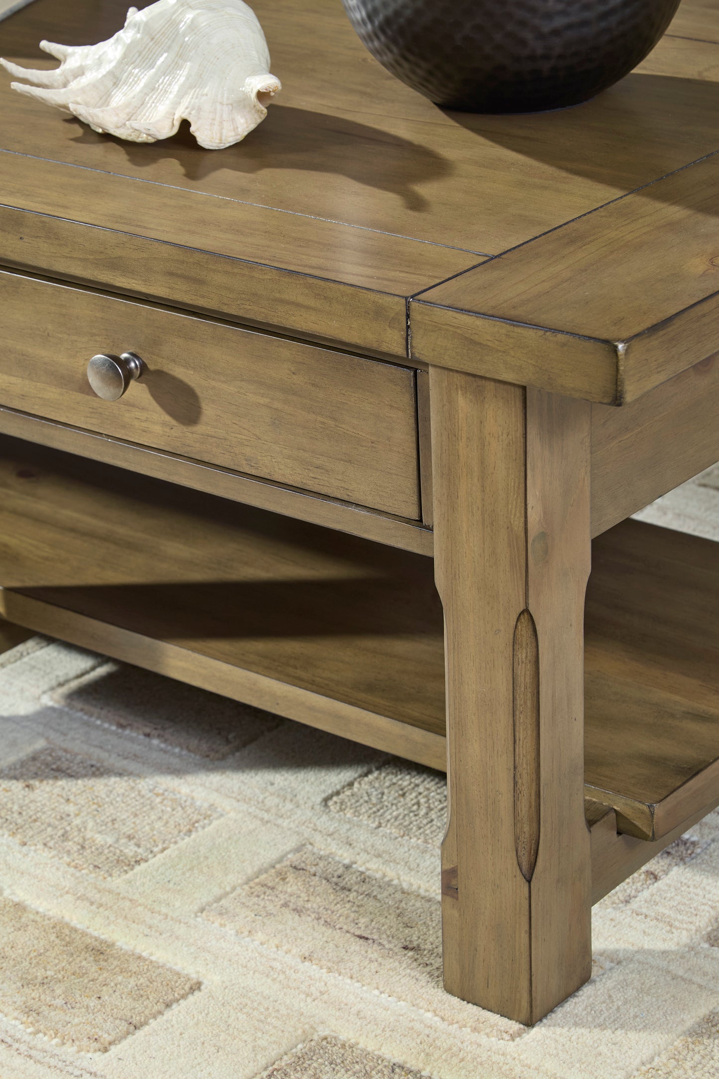 Vandenmore Rectangular Coffee Table - Ashley Furniture - T539-1