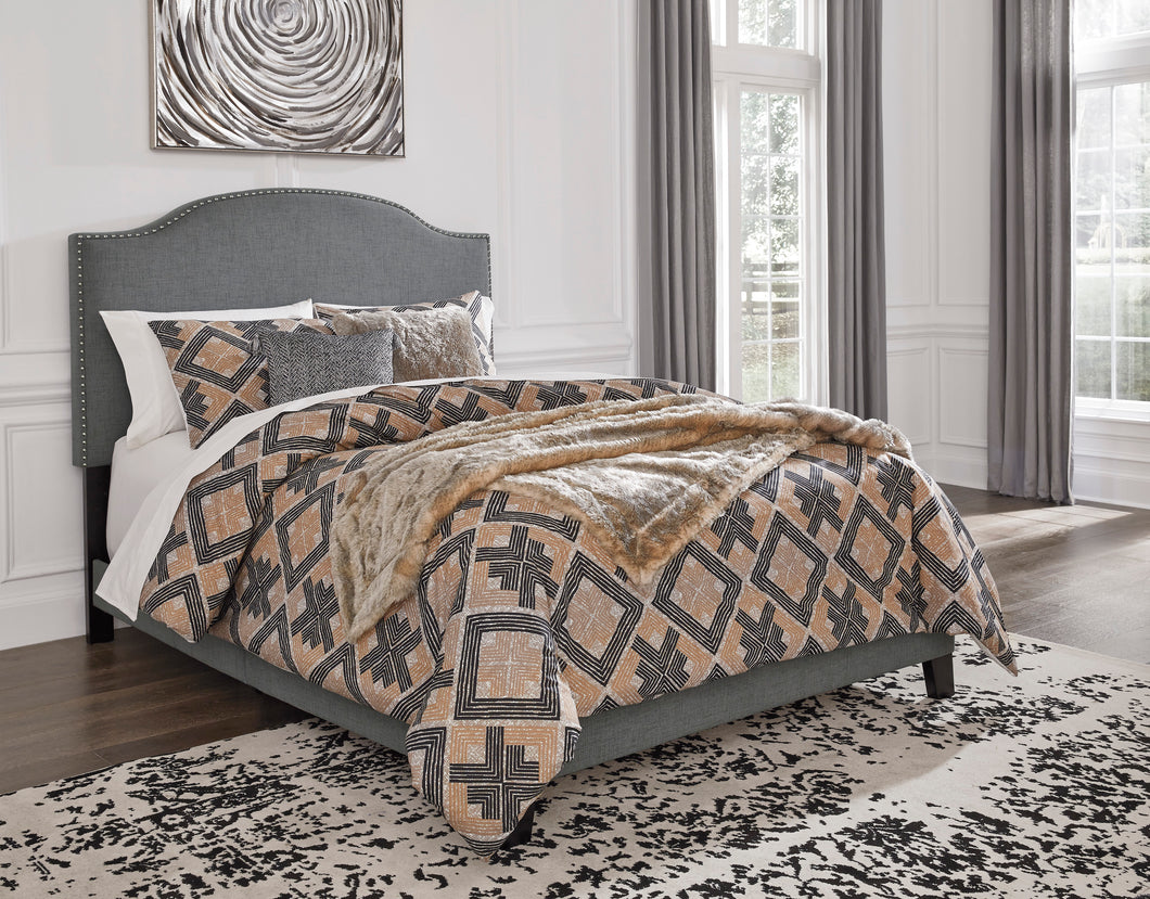 Adelloni 3 Piece Queen Upholstered Bed - B080-181 - Signature Design by Ashley Furniture