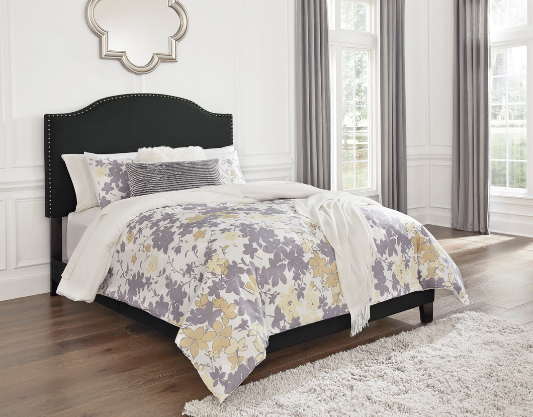 Adelloni 3 Piece Queen Upholstered Bed - B080-281 - Signature Design by Ashley Furniture