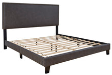 Load image into Gallery viewer, Vintasso 3 Piece Queen Upholstered Bed - B089-381 - Signature Design by Ashley Furniture
