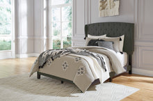 Load image into Gallery viewer, Vintasso 3 Piece King Upholstered Bed - B089-882 - Signature Design by Ashley Furniture

