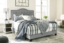 Load image into Gallery viewer, Jerary Upholstered King Bed - Gray - B090-382 - Signature Design by Ashley Furniture

