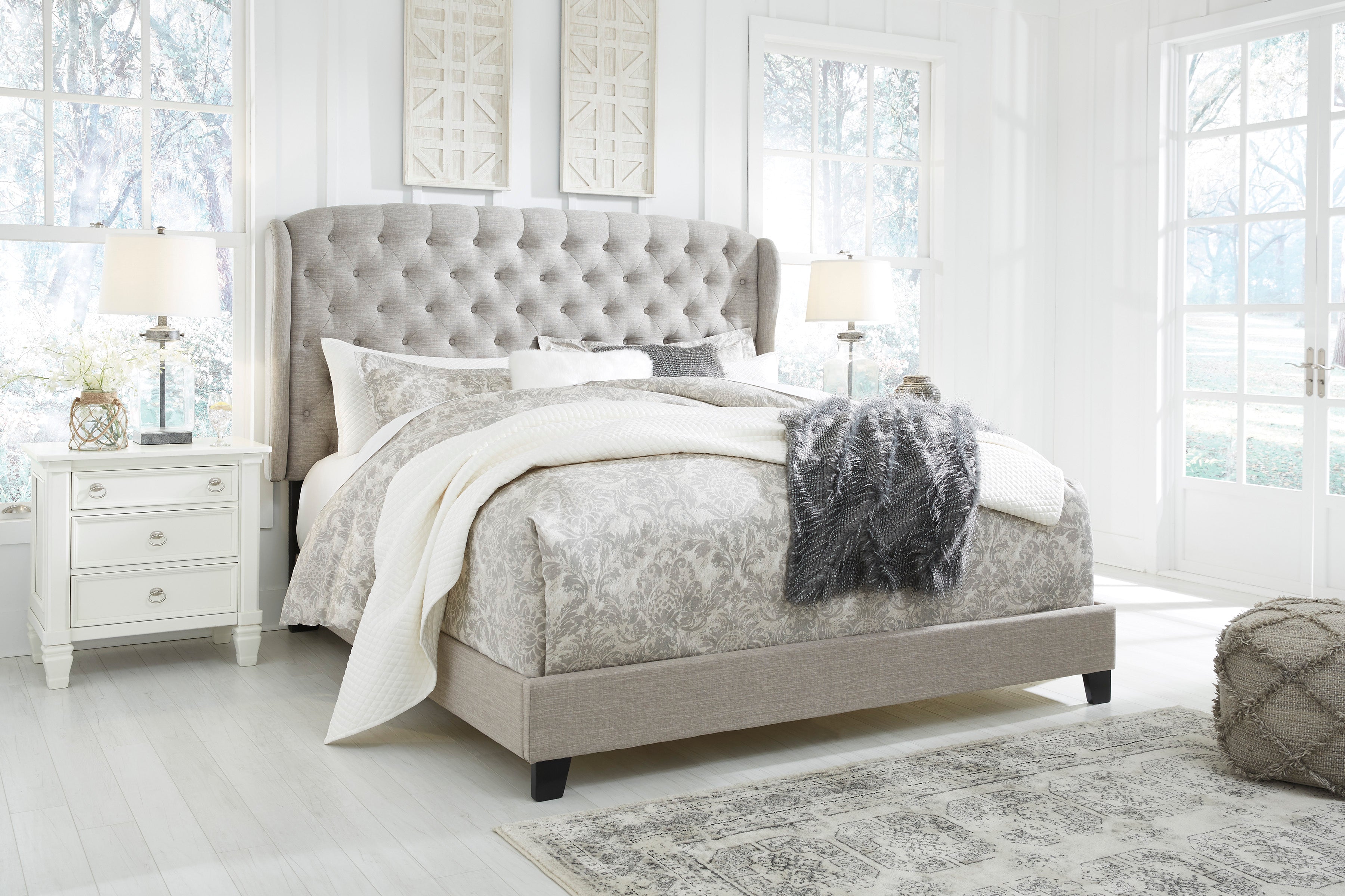 Ashley jerary queen bed discount