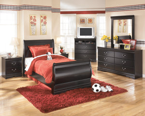 Huey Vineyard - Black - Dresser - B128-31 - Ashley Furniture
