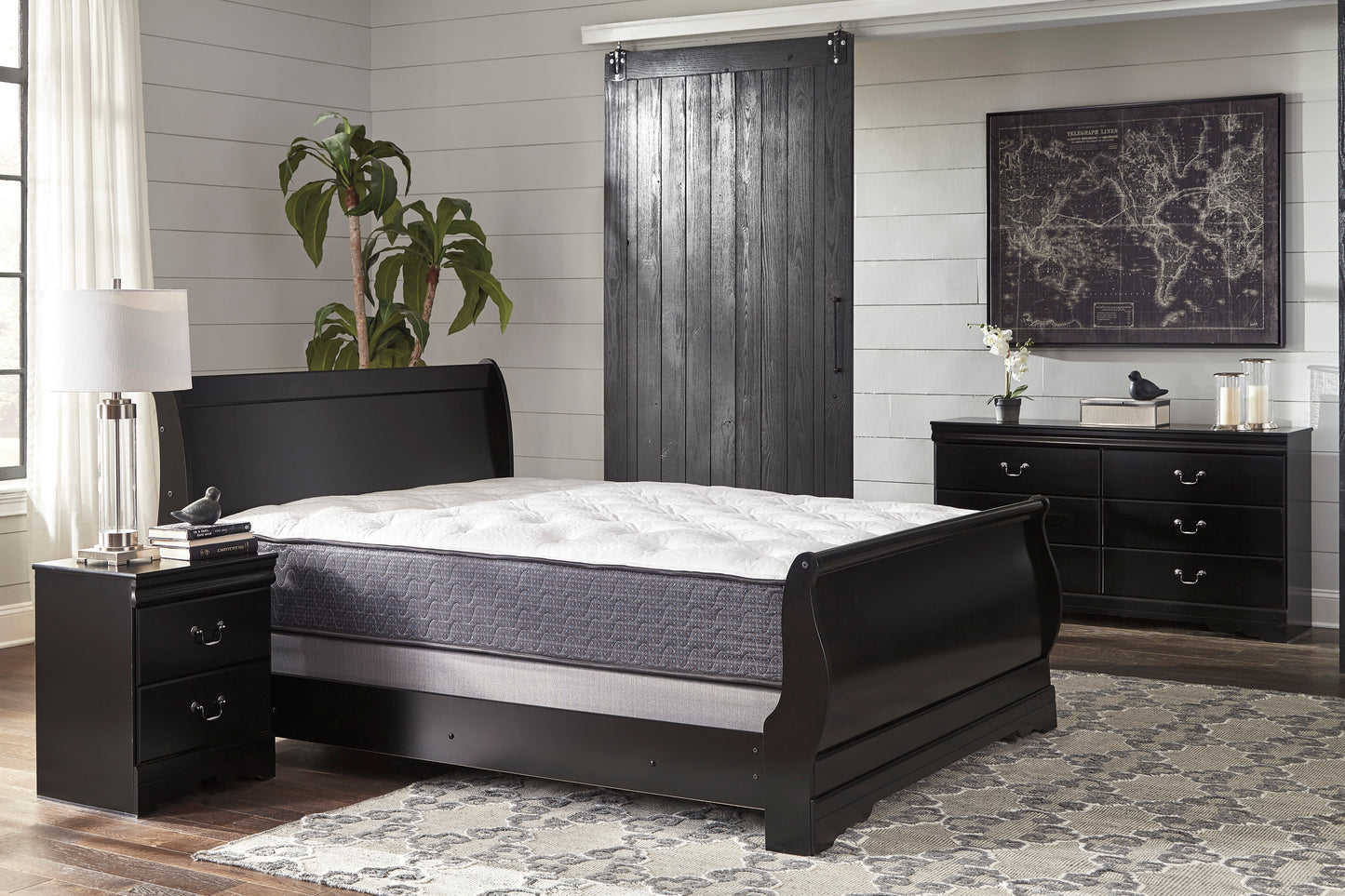 Huey Vineyard - Full Sleigh Bed - B128-84-87-88 - Signature Design by Ashley Furniture