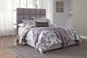Dolante - Queen Upholstered Bed - B130-381 - Signature Design by Ashley Furniture