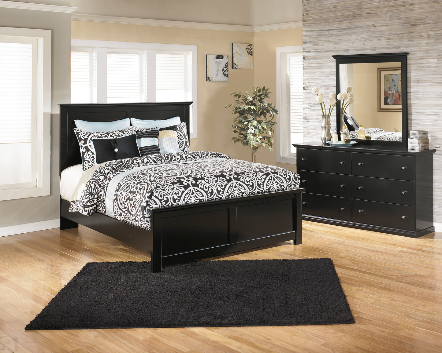 Maribel - Queen Bed - B138 - Signature Design by Ashley Furniture