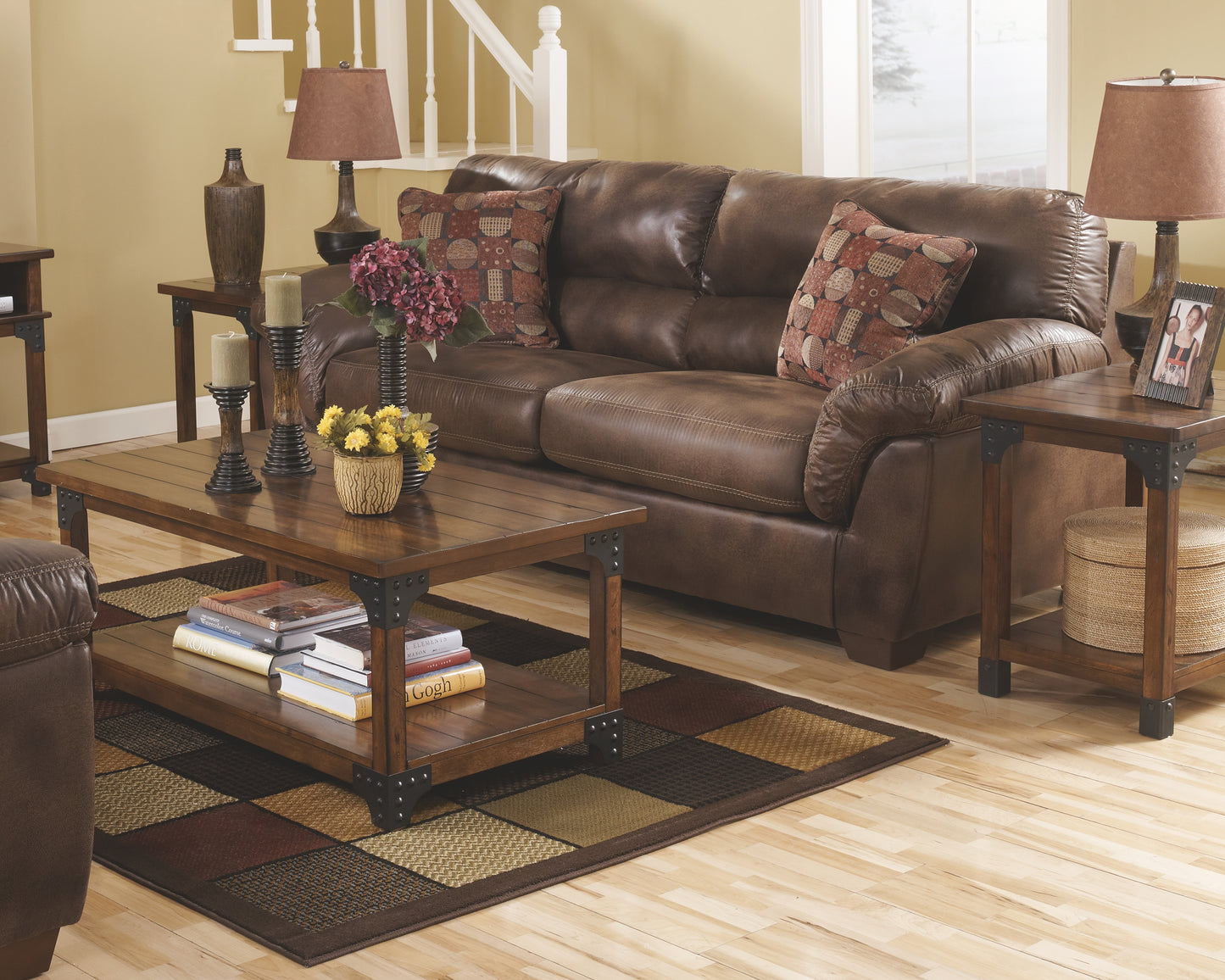 Murphy - Coffee Table Set - T352-13 - Ashley Furniture